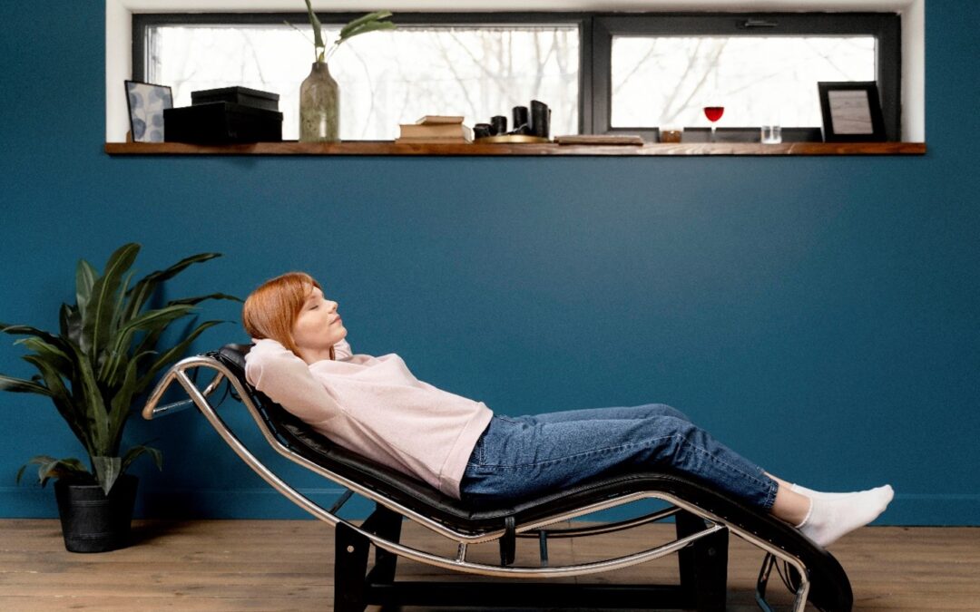 Sit, Stand, Sleep: The Everyday Habits That Could Be Hurting Your Spine