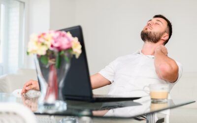 How to Protect Your Neck in a Tech-Focused World